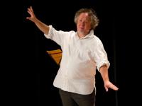 Protagonista il Teatro sulla Rocca con l’Utopia del Buongusto - In scena “Girati” di e con Andrea Kaemmerle